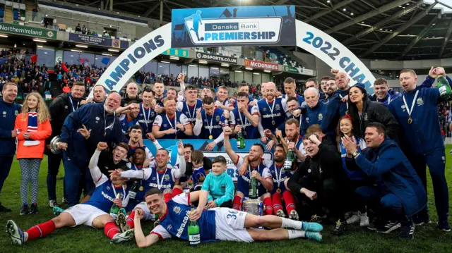 Linfield celebrating winning the Irish Premiership title in 2022