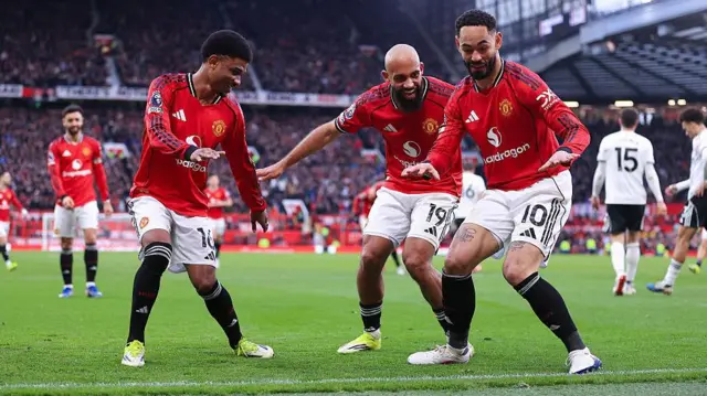 Man Utd players celebrating