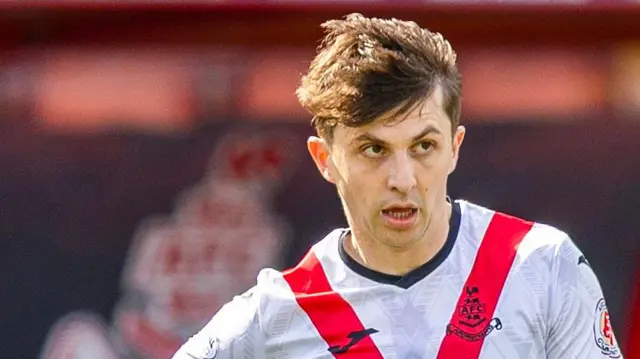 Chris Mochrie playing for Airdrieonians