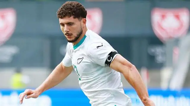 Liberato Cacace in action for New Zealand