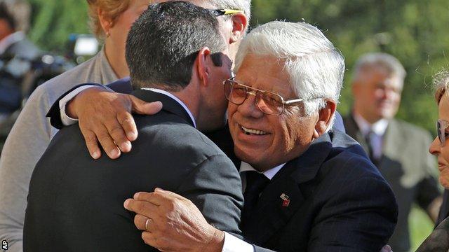 Former US Open and Open winner Lee Trevino, centre, at a memorial service for Arnold Palmer