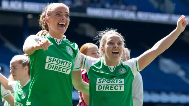 Hibernian’s Kirsten Reilly and Rachael Boyle