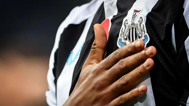Newcastle badge