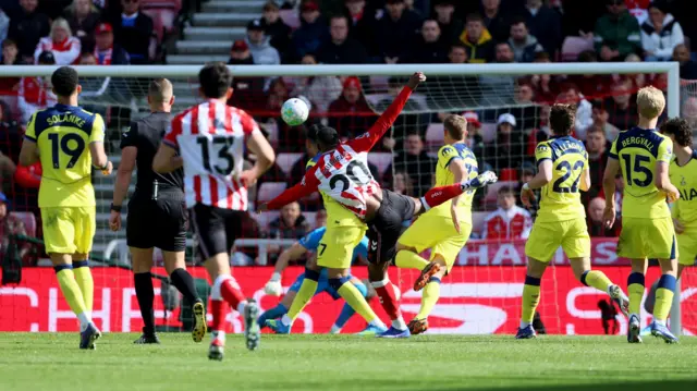 Sunderland score against Tottenham