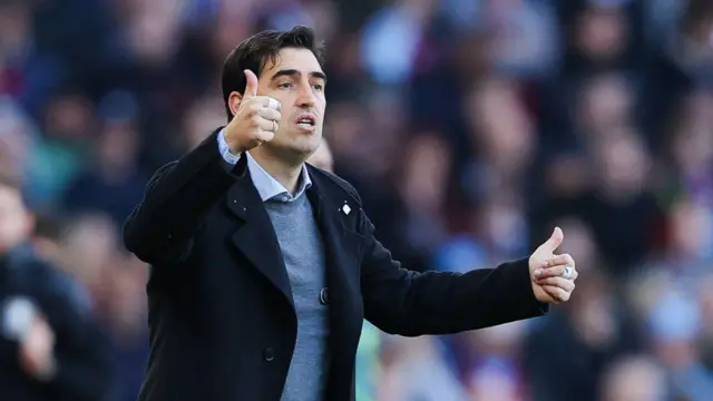 Andoni Iraola, manager of AFC Bournemouth, gestures during the Premier League match between Aston Villa FC and AFC Bournemouth at Villa Park on October 26, 2024