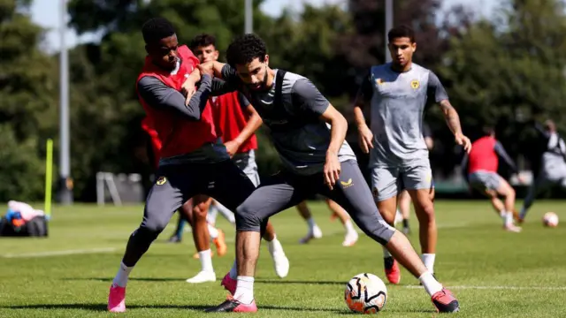 Rayan Ait-Nouri and Neslon Semedo in Wolves training