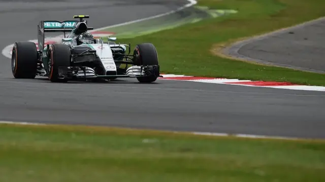 Rosberg flashes round the track