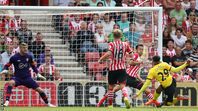 Etienne Capoue gives Watford the lead against Southampton