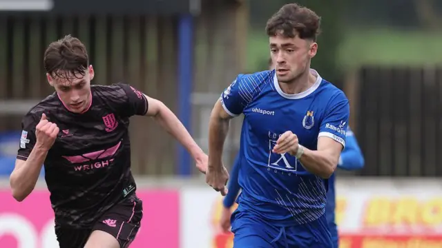 Brandon Bermingham playing for Dungannon Swifts