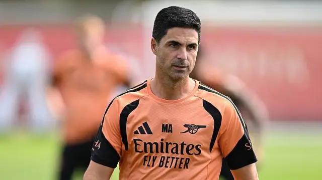 Arsenal manager Mikel Arteta during a training session