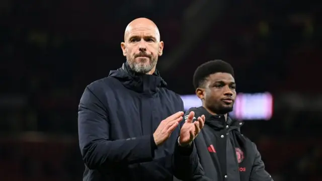 Erik ten Hag applauds fans