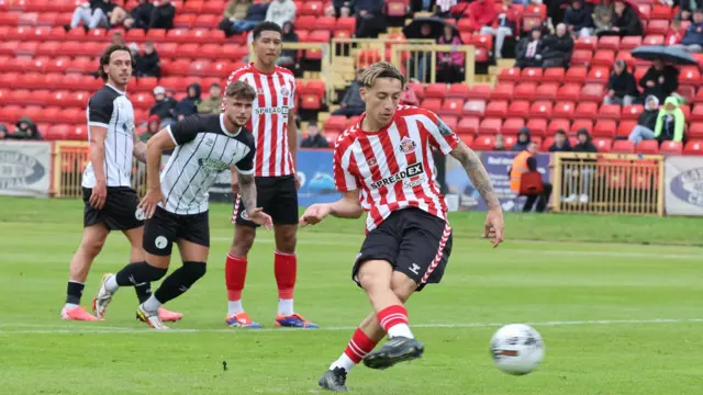 Jack Clarke takes a penalty against Gateshead