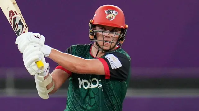 Sam Curran plays a pull shot for Desert Vipers