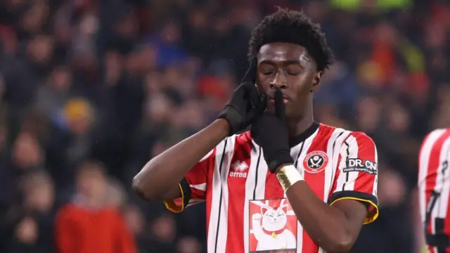 Jesurun Rak-Sakyi celebrates at Sheffield United last season