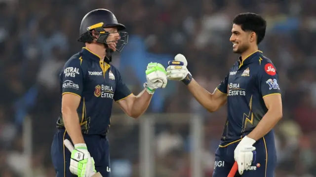 Jos Buttler (left) and Shubman Gill batting for Gujarat Titans