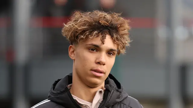 Samuel Tabares in Fulham Under-21 training kit