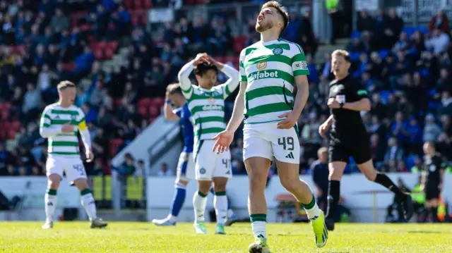 Celtic players looking frustrated