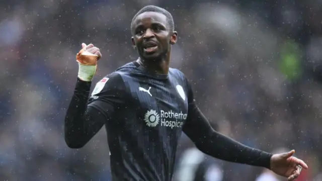 Hakeem Odoffin playing for Rotherham