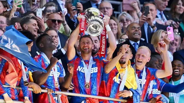 Crystal Palace lift the FA Cup