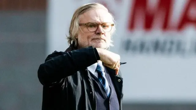 Dundee manager Steven Pressley