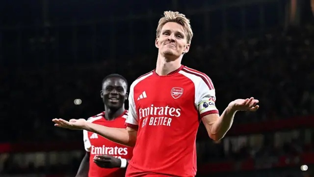 Analysis: Champions send early warning