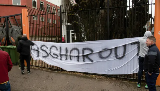 United fans banner