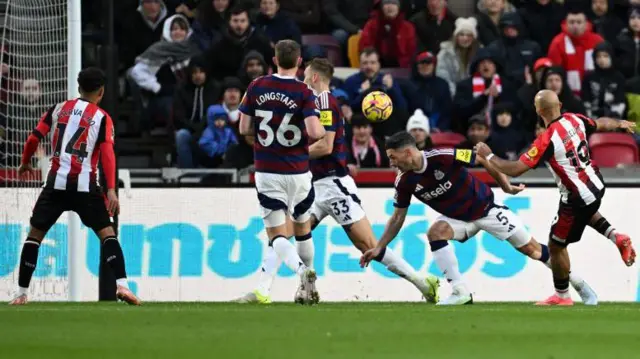 Bryan Mbeumo scores Brentford's opener