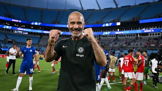 Chelsea manager Enzo Maresca