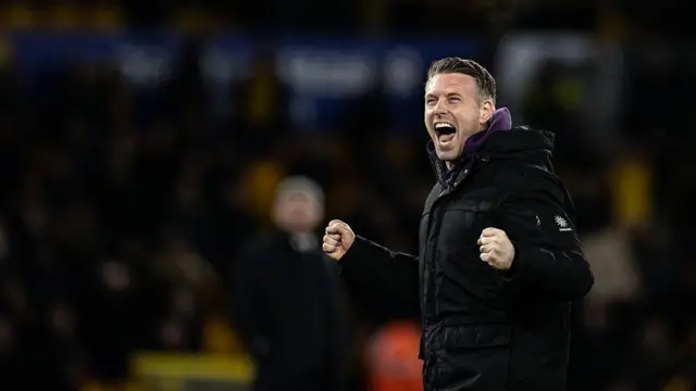 Wolverhampton Wanderers' manager Rob Edwards