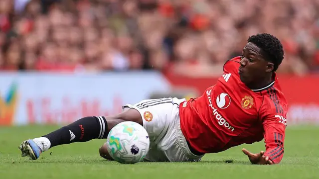 Kobbie Mainoo of Manchester United in action 