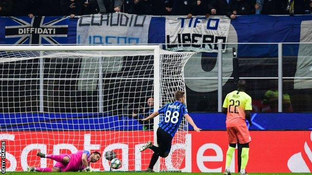 Mario Pasalic celebrates scoring