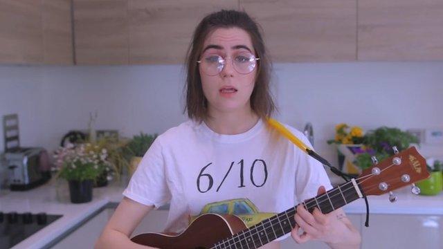 Dodie Clark