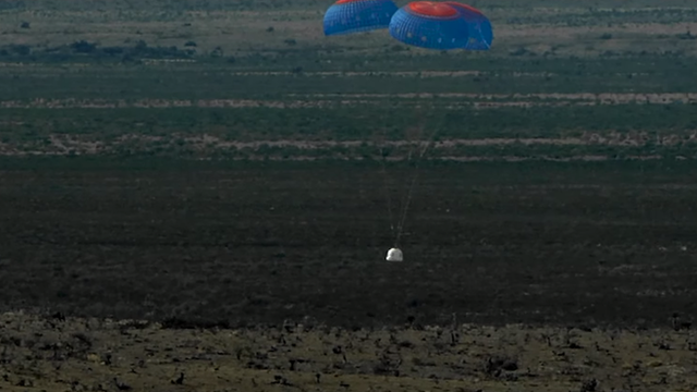 passenger module landing with parachutes