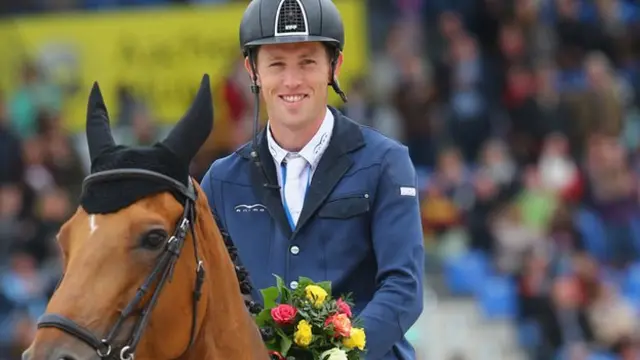 Scott Brash on Hello Sanctos