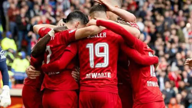 Aberdeen are seeking an 11th straight win and League Cup semi-final spot