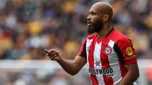Bryan Mbeumo looks on and points during match for Brentford