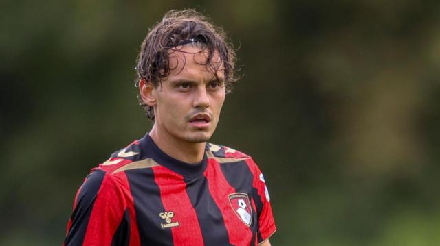 Unal completes move from Bournemouth to Getafe
