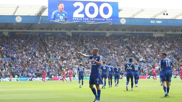 Vardy celebrates against Ipswich