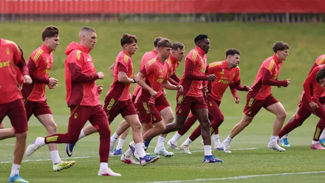 Nottingham Forest players in training before the Aston Villa match