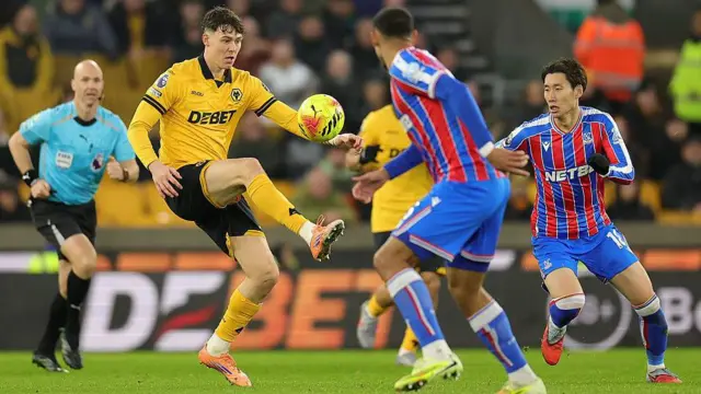 Jorgen Strand Larsen on the ball