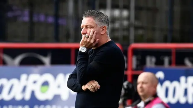 DUNDEE, SCOTLAND - SEPTEMBER 28: Dundee Manager Tony Docherty  during a William Hill Scottish Premiersihp match between Dundee FC and Aberdeen at the Scot Foam Stadium at Dens Park, on September 28, 2024, in Dundee, Scotland. (Photo by Rob Casey / SNS Group)