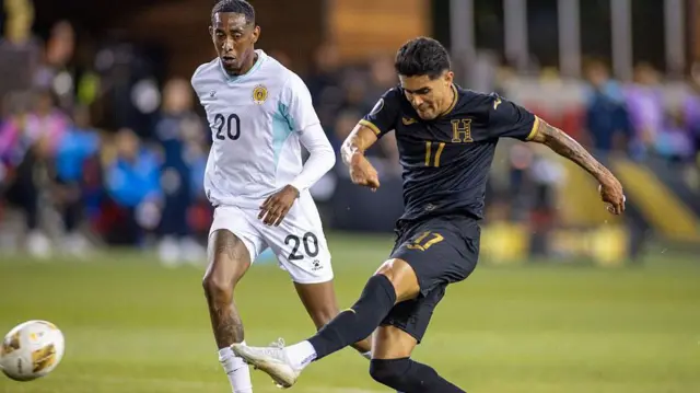 Luis Palma scored in stoppage time for Honduras