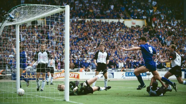 Steve Walsh scoring the winning goal for Leicester City against Derby County at Wembley in 1994