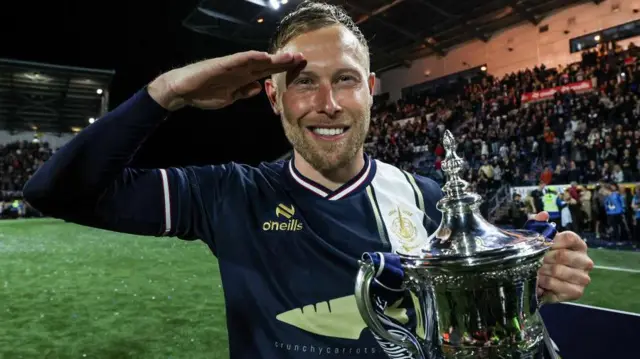 Scott Arfield