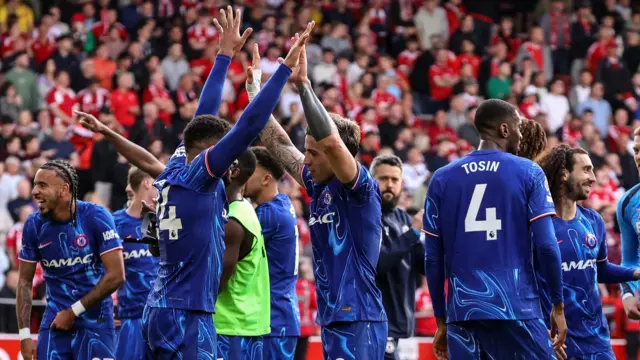 Chelsea players celebrate win
