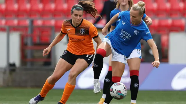 angers' Rachel McLauchlan and Glasgow City's Cori Sullivan during a Scottish Power Women's Premier League match between Rangers and Glasgow City