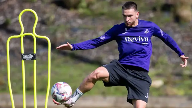 Zan Vipotnik in Swansea training