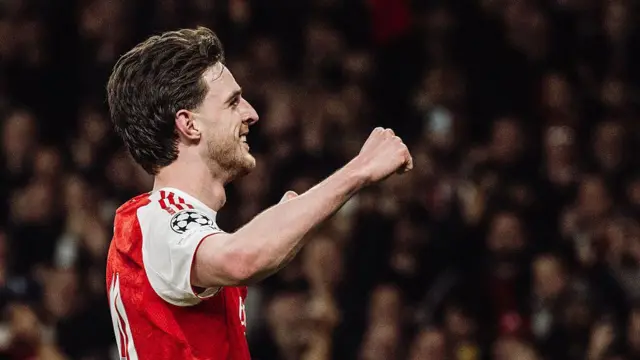 Declan Rice celebrates