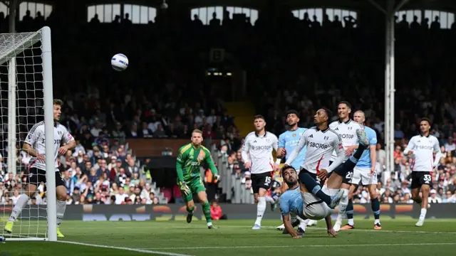 Ilkay Gundogan of Manchester City scores