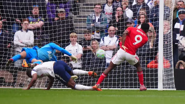 Nottingham Forest score against Tottenham